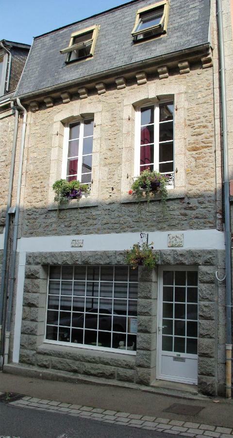 Ti Ar Bugale Huelgoat Exterior foto